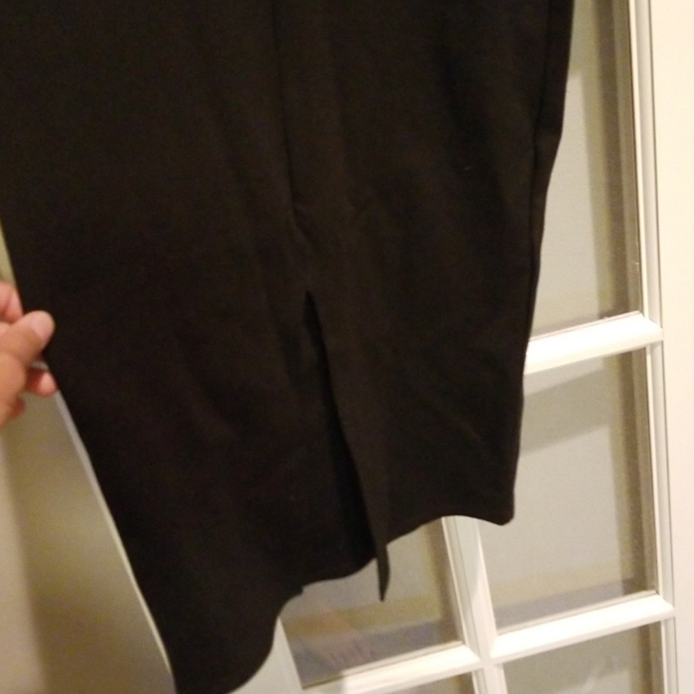 Perfect LBD - Picture 3 of 3